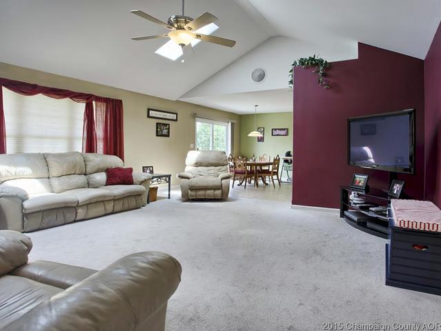 113 Iroquois Trl, Loda, IL 60948 photo 6