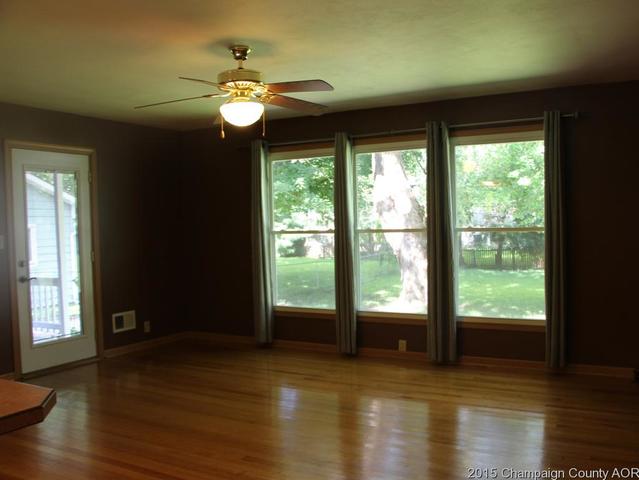 1416 Rose Dr, Champaign, IL 61821 photo 2
