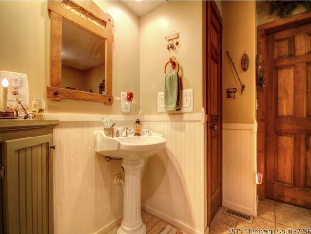8128 E 2600 North Rd, Collison, IL 61831 photo 16