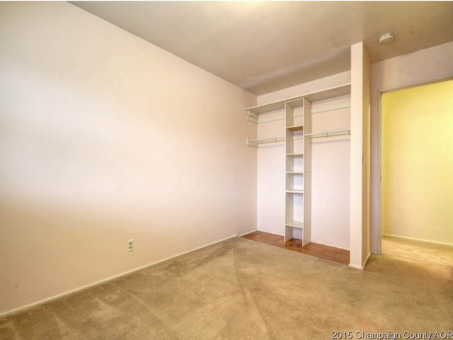1524 Collier Ave, Rantoul, IL 61866 photo 9