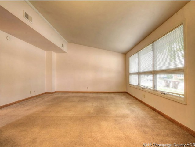 1524 Collier Ave, Rantoul, IL 61866 photo 7