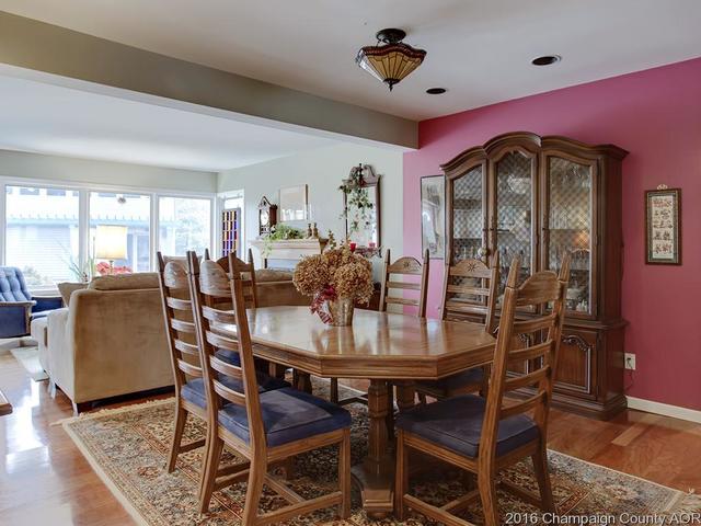 44 Greencroft Dr, Champaign, IL 61821 photo 8