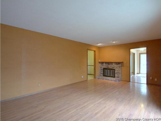 2317 Hackberry Ct, Champaign, IL 61821 photo 7