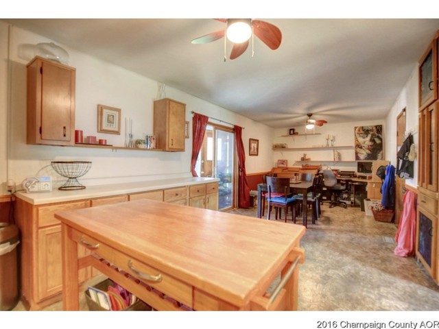 1505 Comanche Dr, Champaign, IL 61821 photo 7