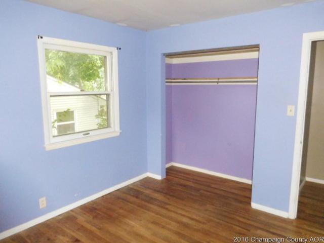 2307 Tamarack Dr, Champaign, IL 61821 photo 9