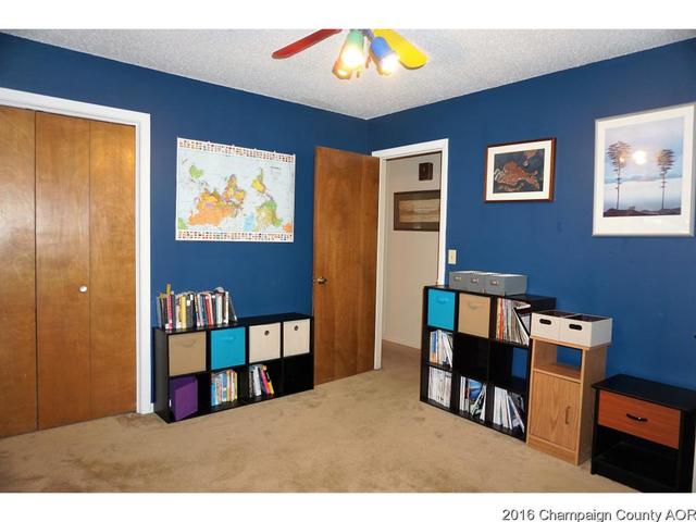 2106 Robert Dr, Champaign, IL 61821 photo 24
