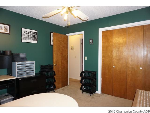 2106 Robert Dr, Champaign, IL 61821 photo 22