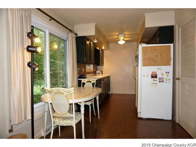 2106 Robert Dr, Champaign, IL 61821 photo 14