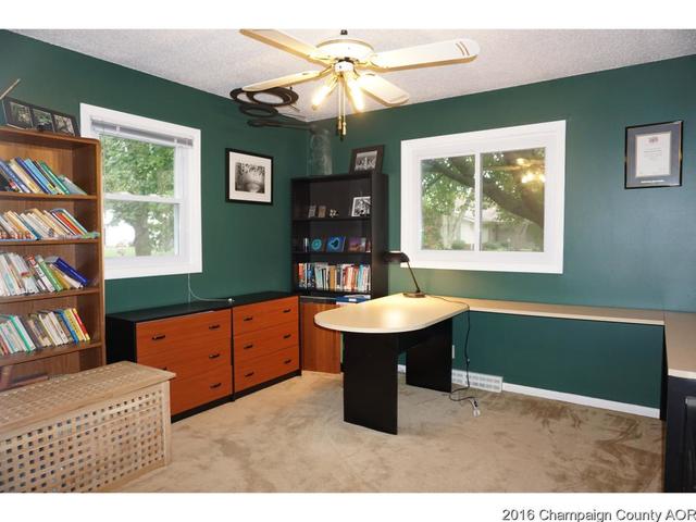 2106 Robert Dr, Champaign, IL 61821 photo 21