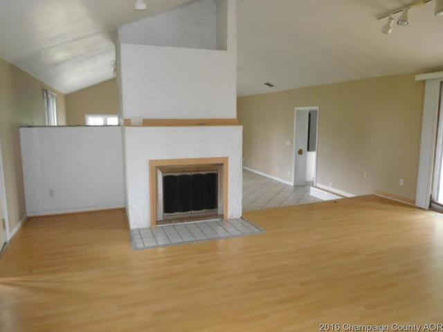 1212 Windsor Rd, Champaign, IL 61821 photo 5