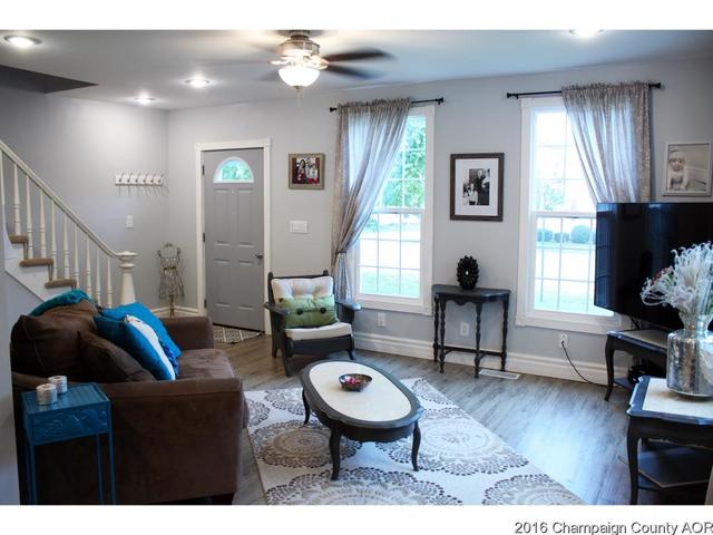 201 S Harrison St, Philo, IL 61864 photo 2