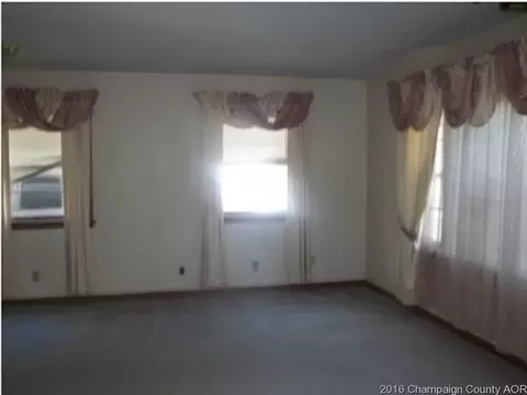20 Saint Cabrini Ct, Springfield, IL 62702 photo 4
