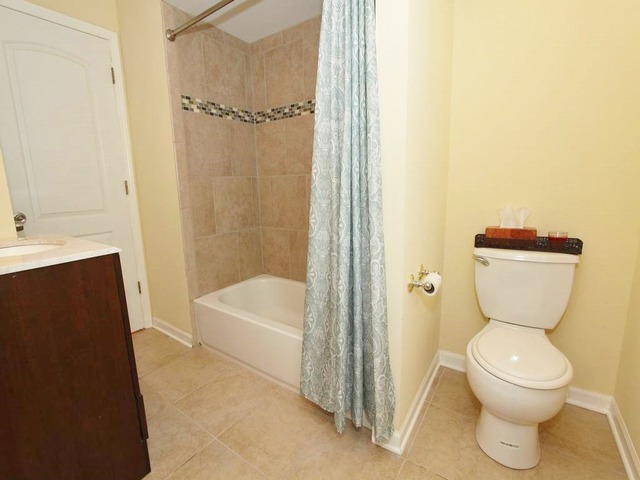 642 Juniper Ln, Bartlett, IL 60103 photo 13
