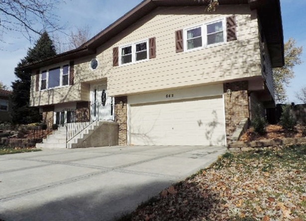 642 Juniper Ln, Bartlett, IL 60103 photo 18