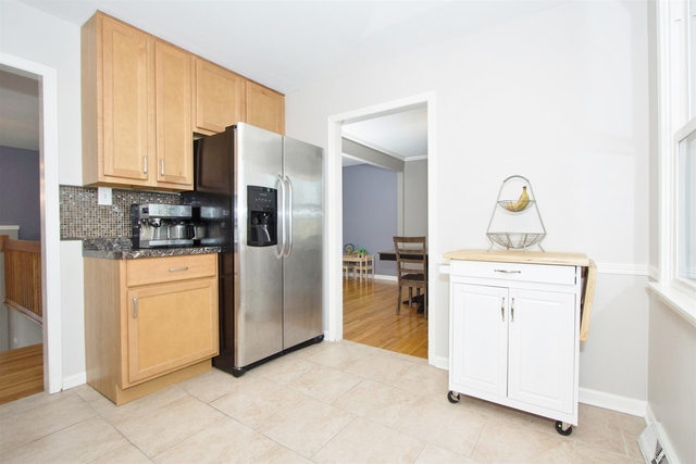 642 Juniper Ln, Bartlett, IL 60103 photo 8