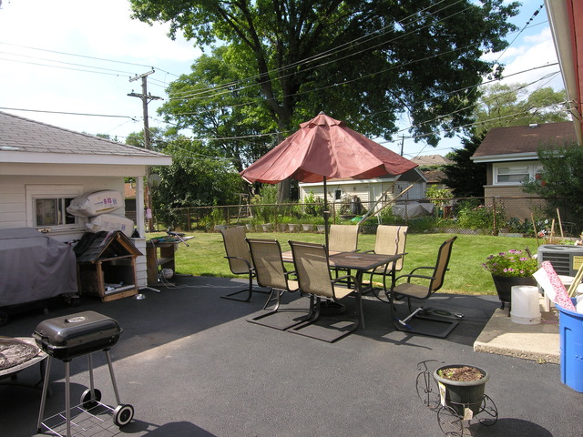 116 N Highview Ave, Addison, IL 60101 photo 9