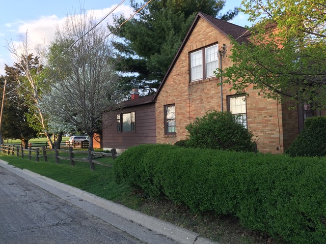 802 E 16th St, Sterling, IL 61081 photo 2
