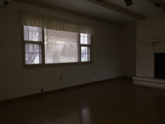 802 E 16th St, Sterling, IL 61081 photo 9