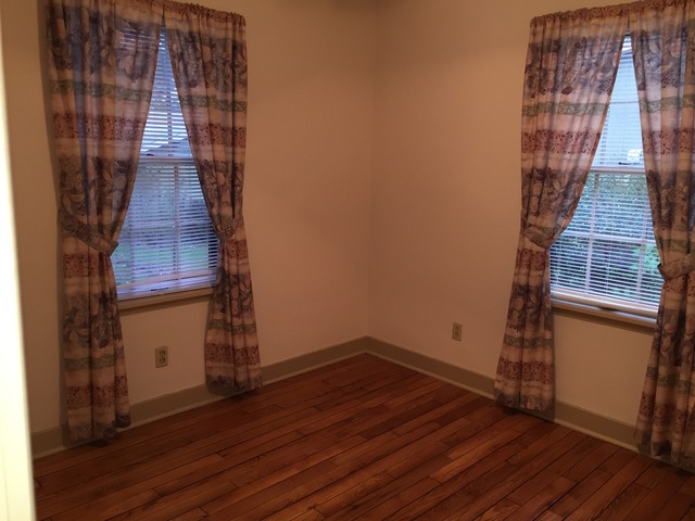 802 E 16th St, Sterling, IL 61081 photo 12