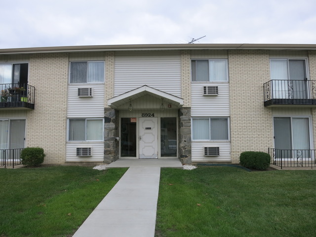 8924 Kenneth Dr #2E, Des Plaines, IL 60016 photo 1