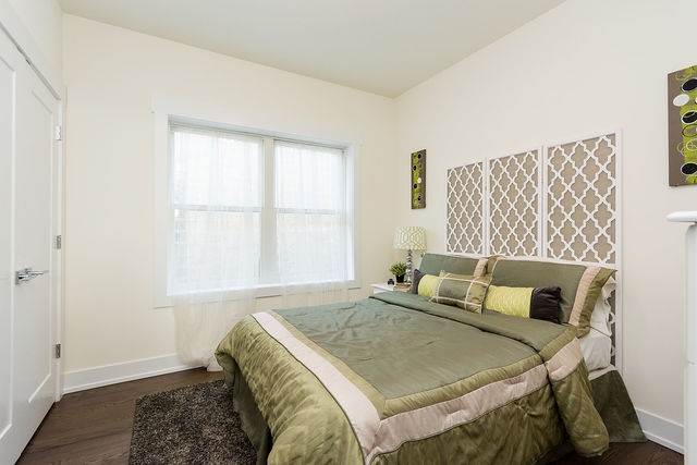4626 S Champlain Ave, Chicago, IL 60653 photo 17