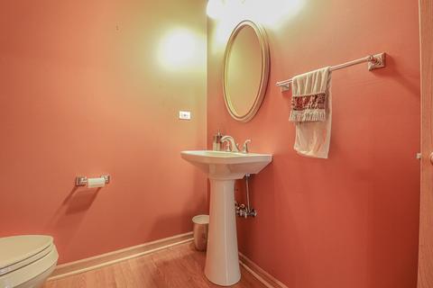 166 E Lake St #E, Elmhurst, IL 60126 photo 9