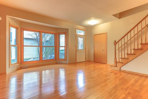166 E Lake St #E, Elmhurst, IL 60126 photo 3