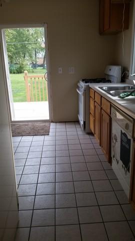 6807 S 79th Ave, Bridgeview, IL 60455 photo 8