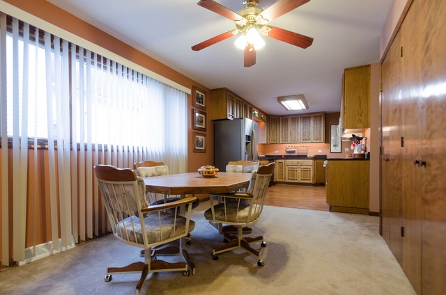 1108 Cedar Ave, Elgin, IL 60120 photo 6