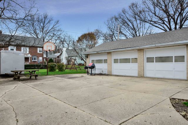 1108 Cedar Ave, Elgin, IL 60120 photo 18