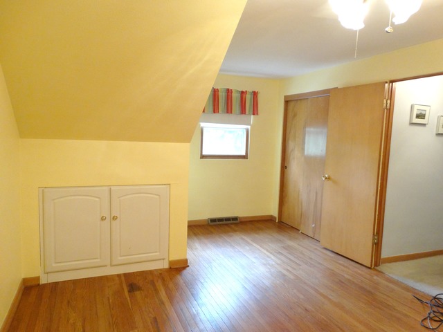 413 E Division St, Lockport, IL 60441 photo 10