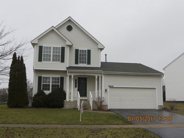28618 Wagon Trail Rd, Lakemoor, IL 60051 photo 1