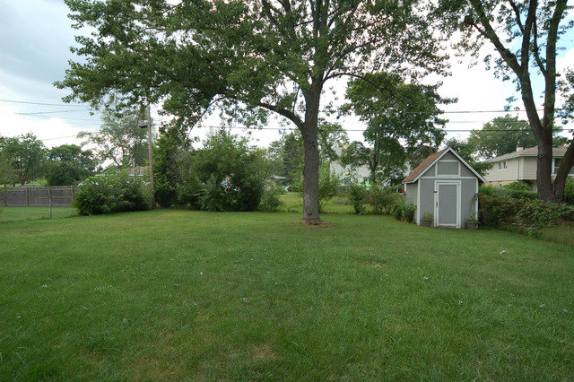 1340 Gentry Rd, Hoffman Estates, IL 60169 photo 12