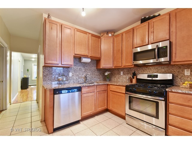 1625 E 74th Pl, Chicago, IL 60649 photo 5