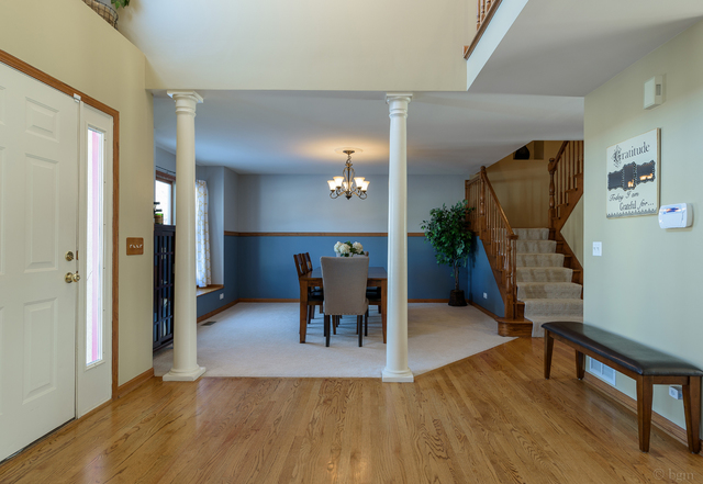 24055 Simo Dr, Plainfield, IL 60586 photo 2