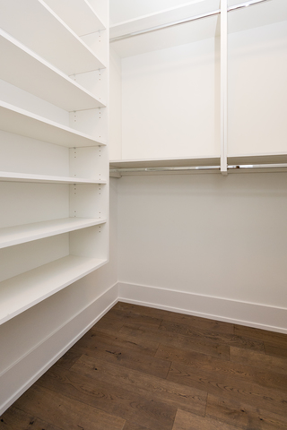 1025 E 43rd St, Chicago, IL 60653 photo 13