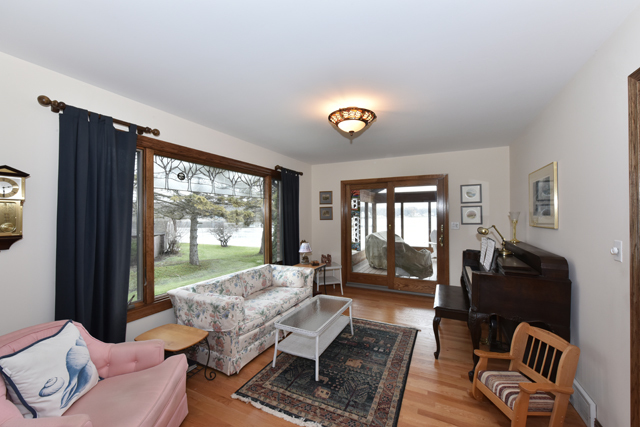 2407 Fairview Ave, Johnsburg, IL 60051 photo 11