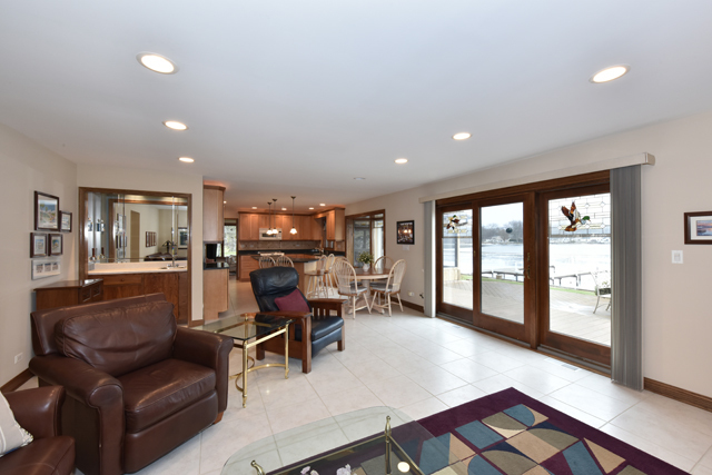 2407 Fairview Ave, Johnsburg, IL 60051 photo 8