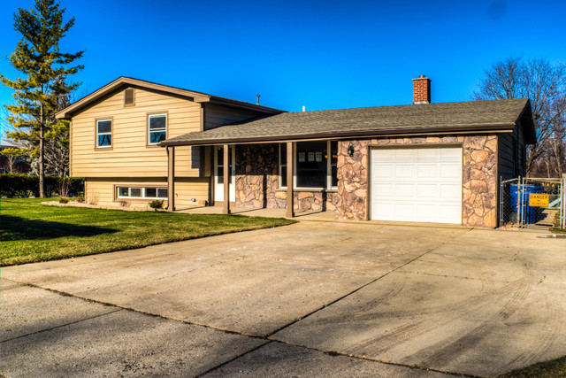251 S Cherry St, Itasca, IL 60143 photo 1