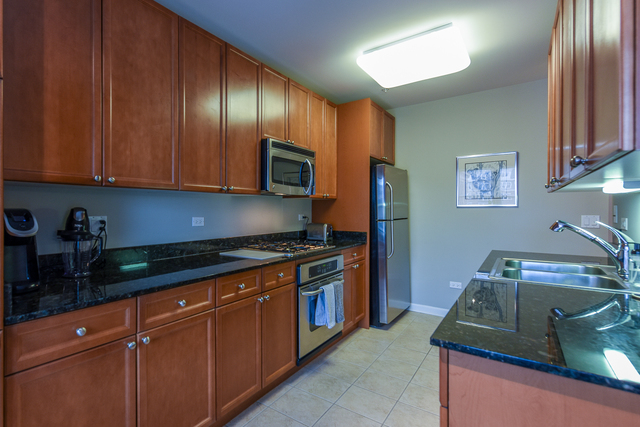255 E Liberty Dr #504-2, Wheaton, IL 60187 photo 9