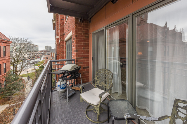 255 E Liberty Dr #504-2, Wheaton, IL 60187 photo 19