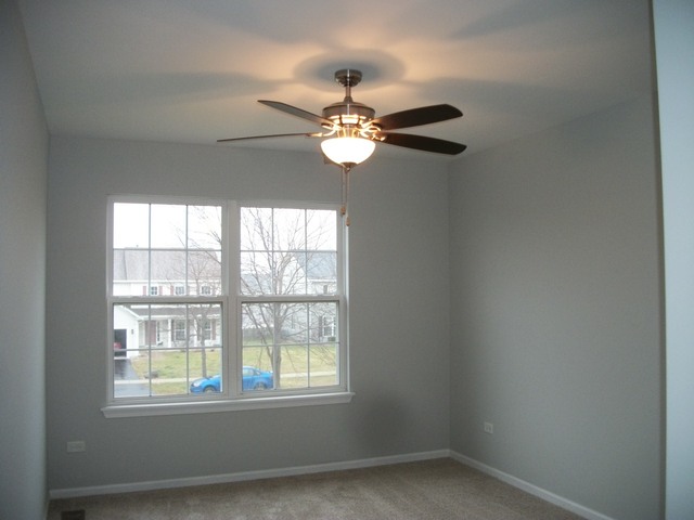 717 Brita Trl, Minooka, IL 60447 photo 14