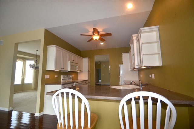 1149 Heathrow Ct, Aurora, IL 60502 photo 9