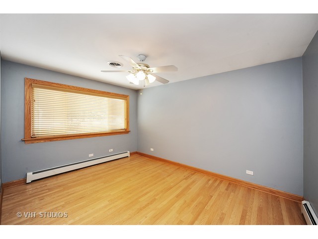 1086 Crimson Dr, Wheeling, IL 60090 photo 10