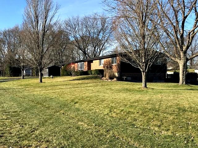 39 W132 Pleasant Dr, Elgin, IL 60123 photo 3