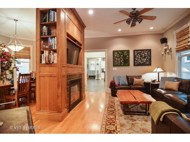 5220 N Wayne Ave, Chicago, IL 60640 photo 9
