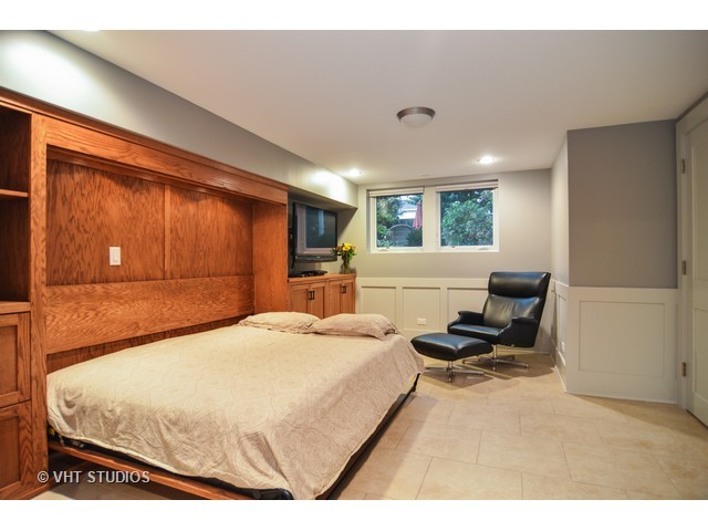 5220 N Wayne Ave, Chicago, IL 60640 photo 17