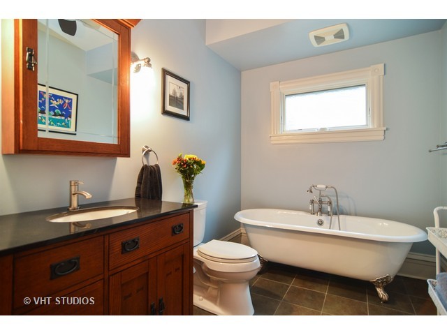 5220 N Wayne Ave, Chicago, IL 60640 photo 19