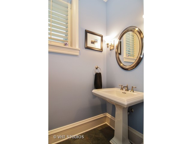 5220 N Wayne Ave, Chicago, IL 60640 photo 22