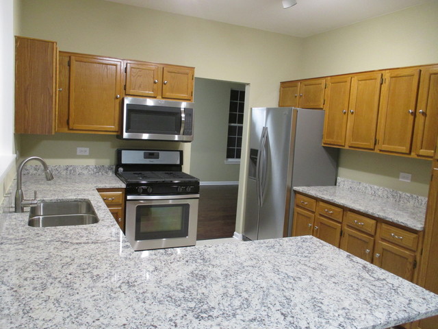 4704 Gilson Ct, Plainfield, IL 60586 photo 7